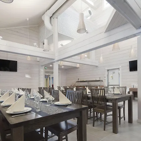 Hotell Rento Hotelli 3*